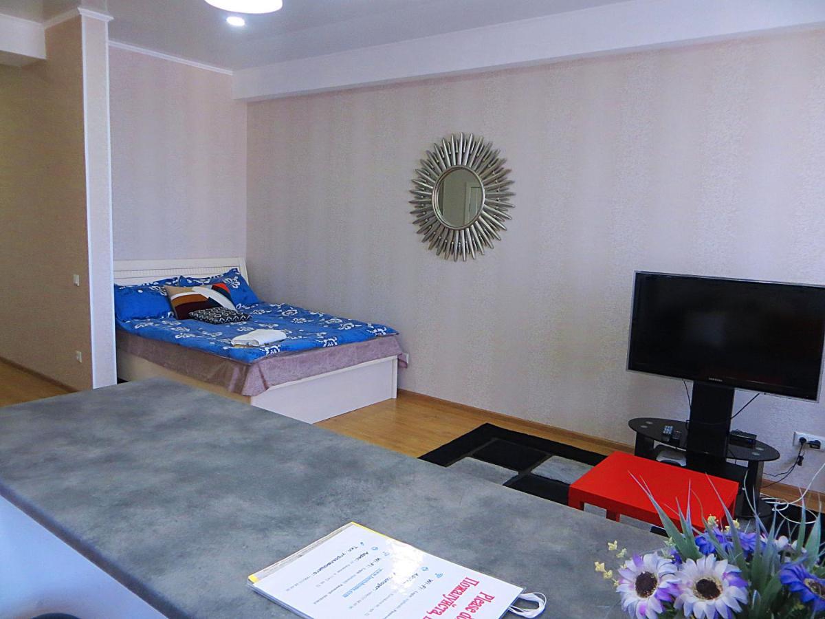 Panoramic Studio Apartments With Mountain Views Bishkek Luaran gambar